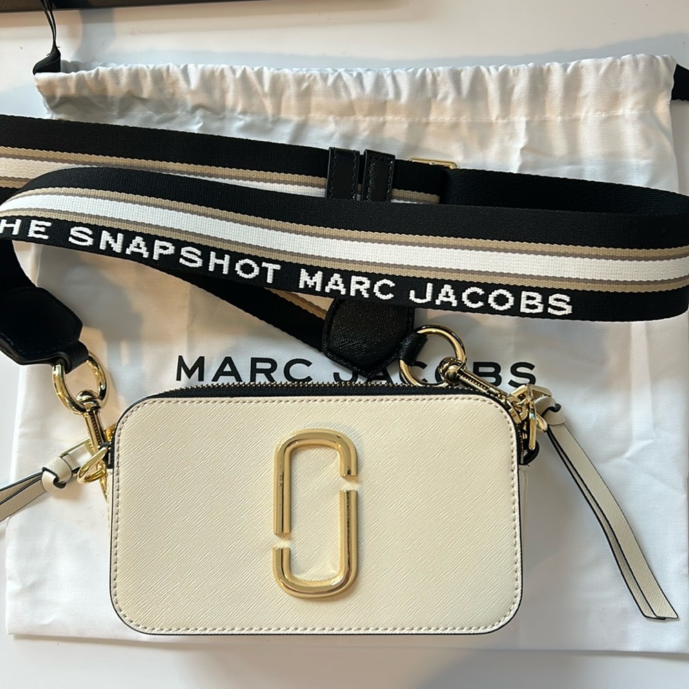 NWT! Marc Jacobs Snapshot bag